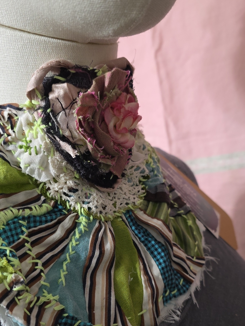 JABOT🩷MOSSIE ANNA ARTISAN DESIGN🩷OOAK NWT🩷VINTAGE TEXTILES - Picture 15 of 15